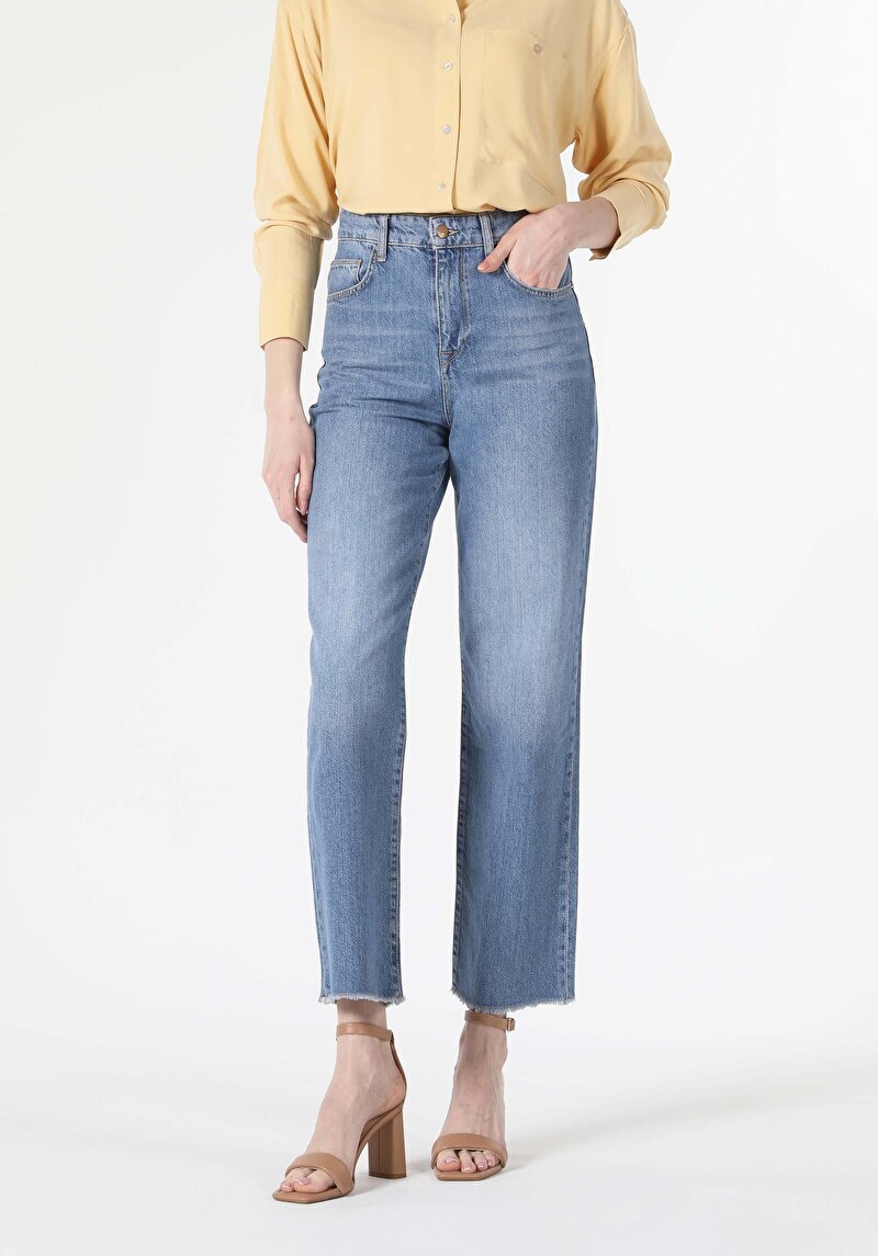 Показати інформацію про 970 Berry Джинси Жіночі  Класичного Крою Cl1057979