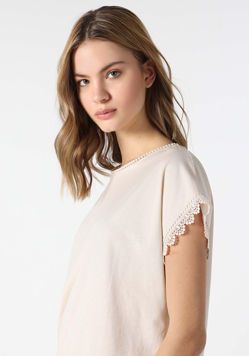 Показати інформацію про Футболка З Коротким Рукавом Жіноча Бежева  Cl1063800