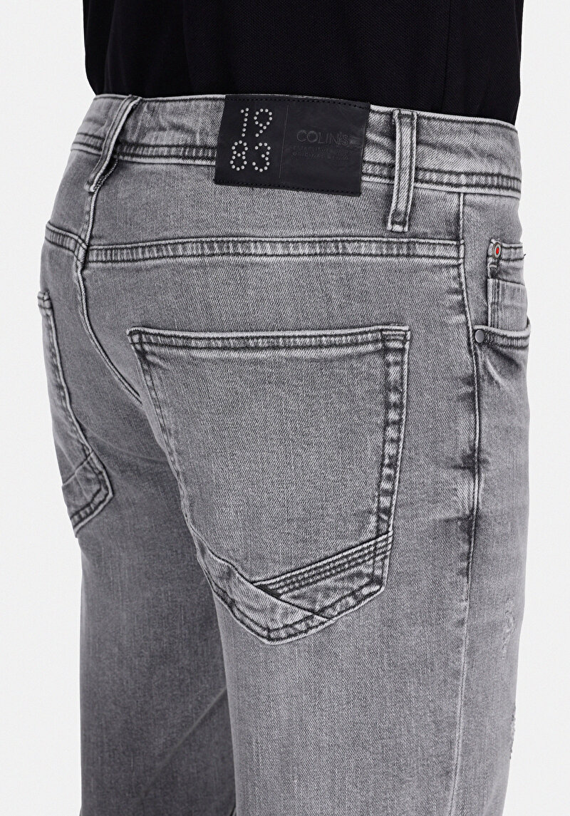 Показати інформацію про 044 Karl Джинси Чоловічі Чорні Прямого Крою Cl1074732