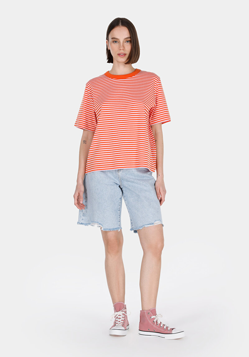 Показати інформацію про Футболка З Коротким Рукавом Жіноча Червона  Cl1074315