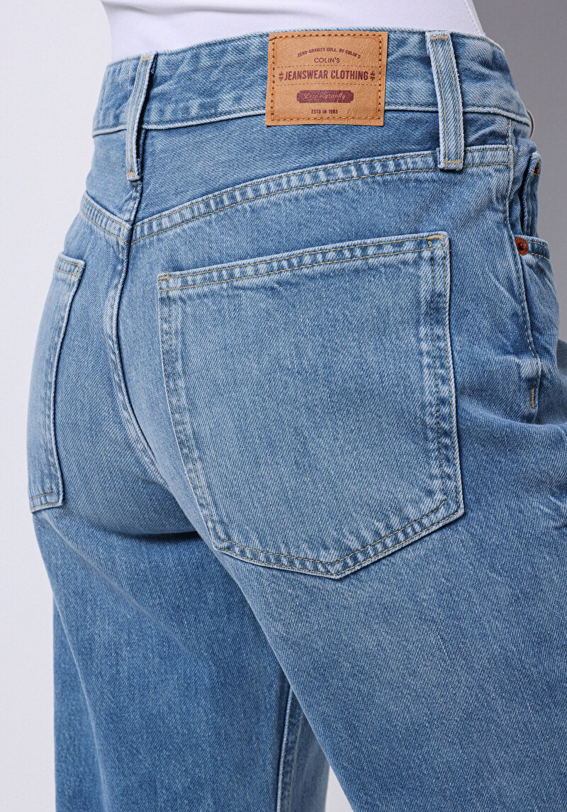 Показати інформацію про Джинси Жіночі Блакитні Прямого Крою Cl1075831