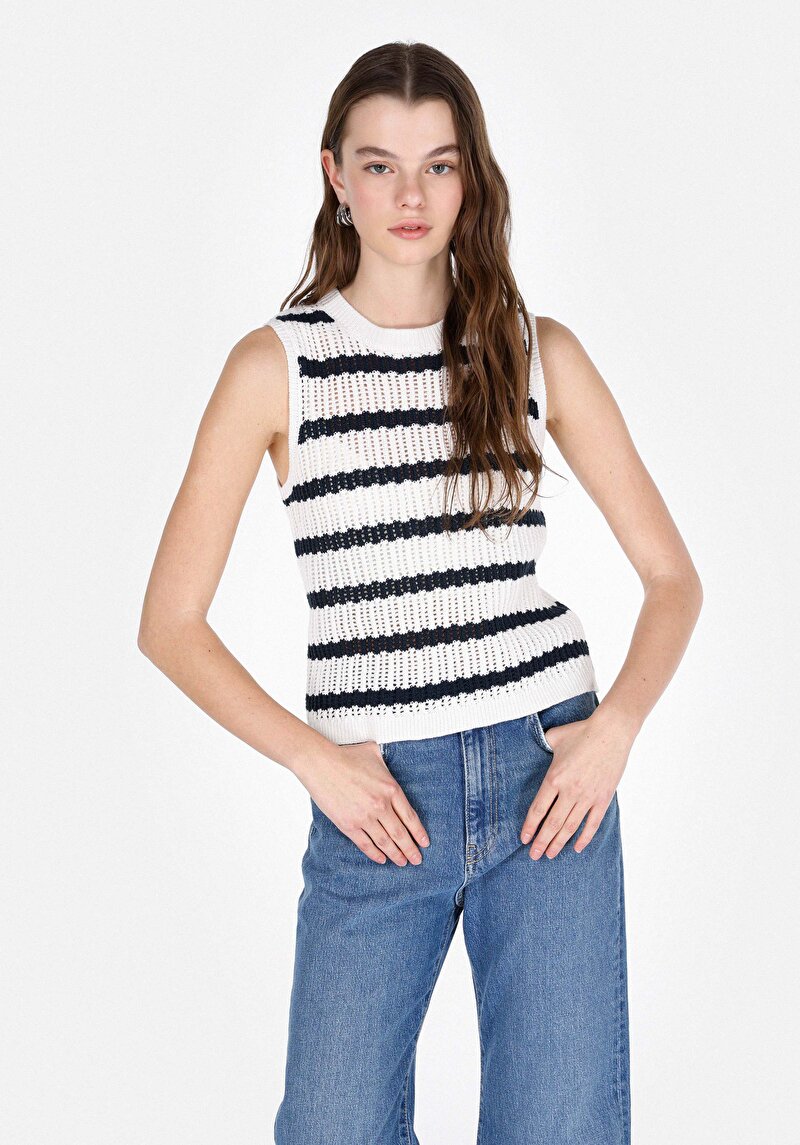 Зображення Светр Із Коротким Рукавом Жіночий Білий  Cl1072883