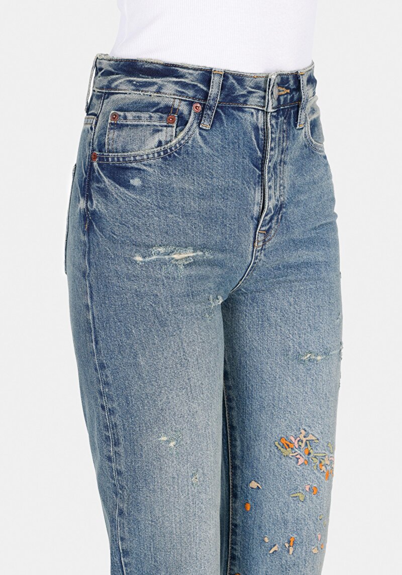 Показати інформацію про 900 Laris Джинси Жіночі  Прямого Крою Cl1074521