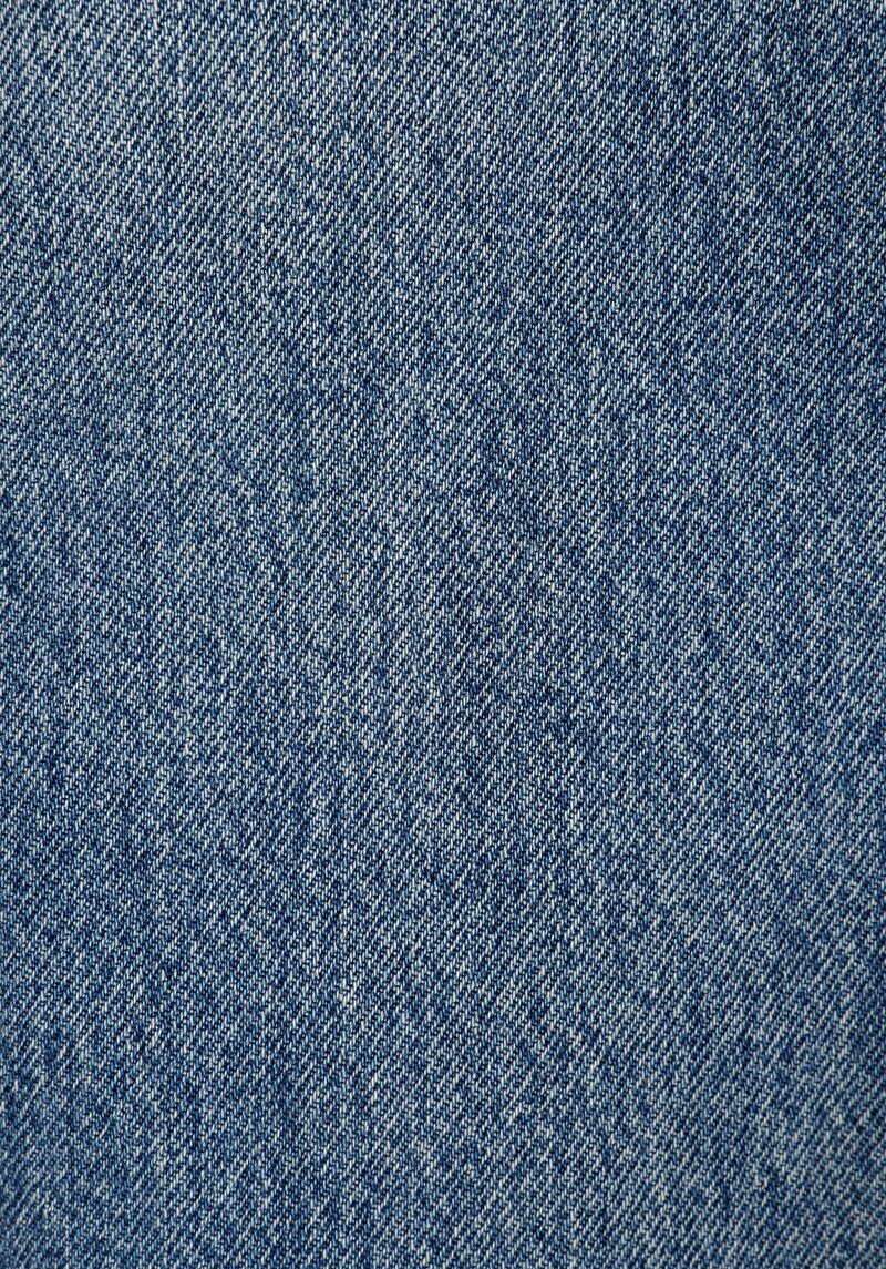 Показати інформацію про 970 Berry Джинси Жіночі Блакитні Класичного Крою Cl1074522