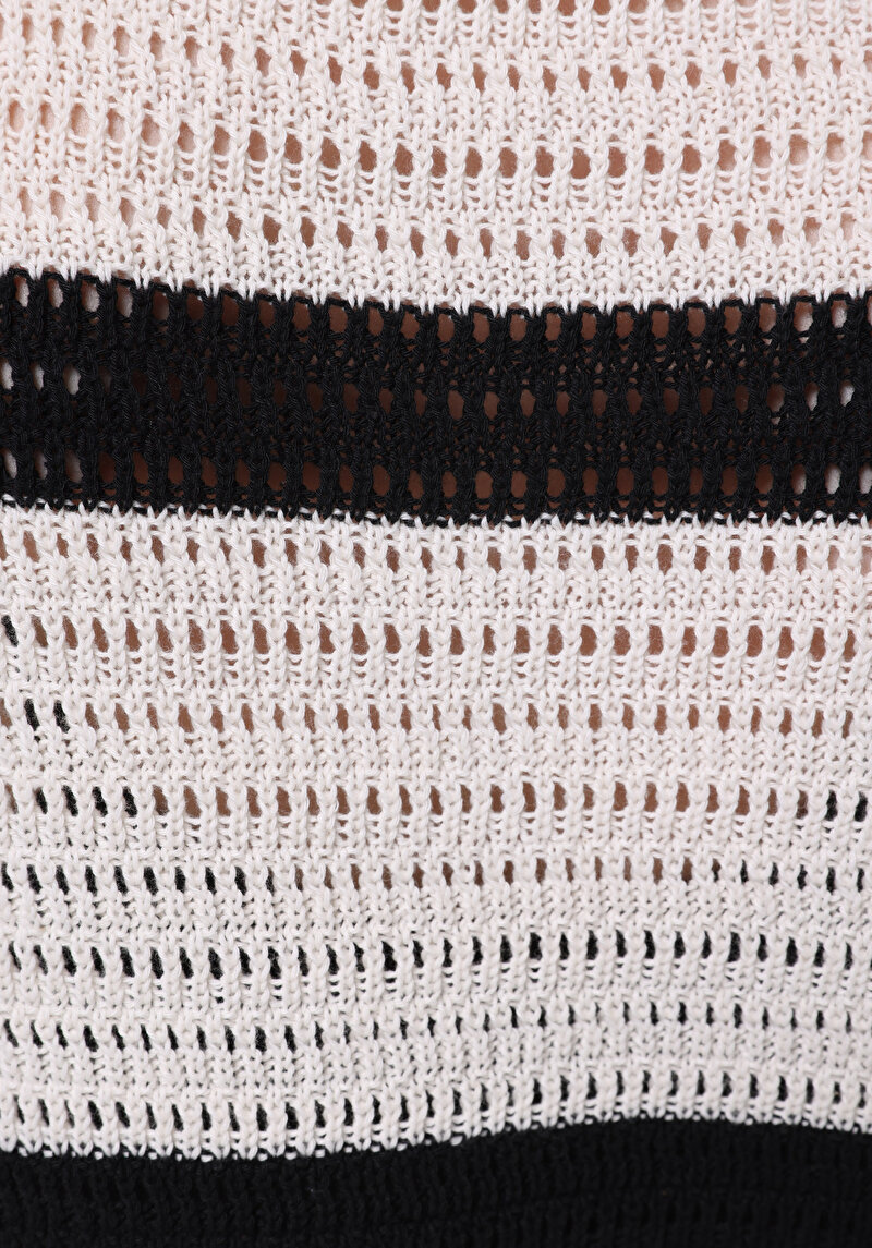 Показати інформацію про Светр Із Коротким Рукавом Жіночий Бежевий  Cl1075141