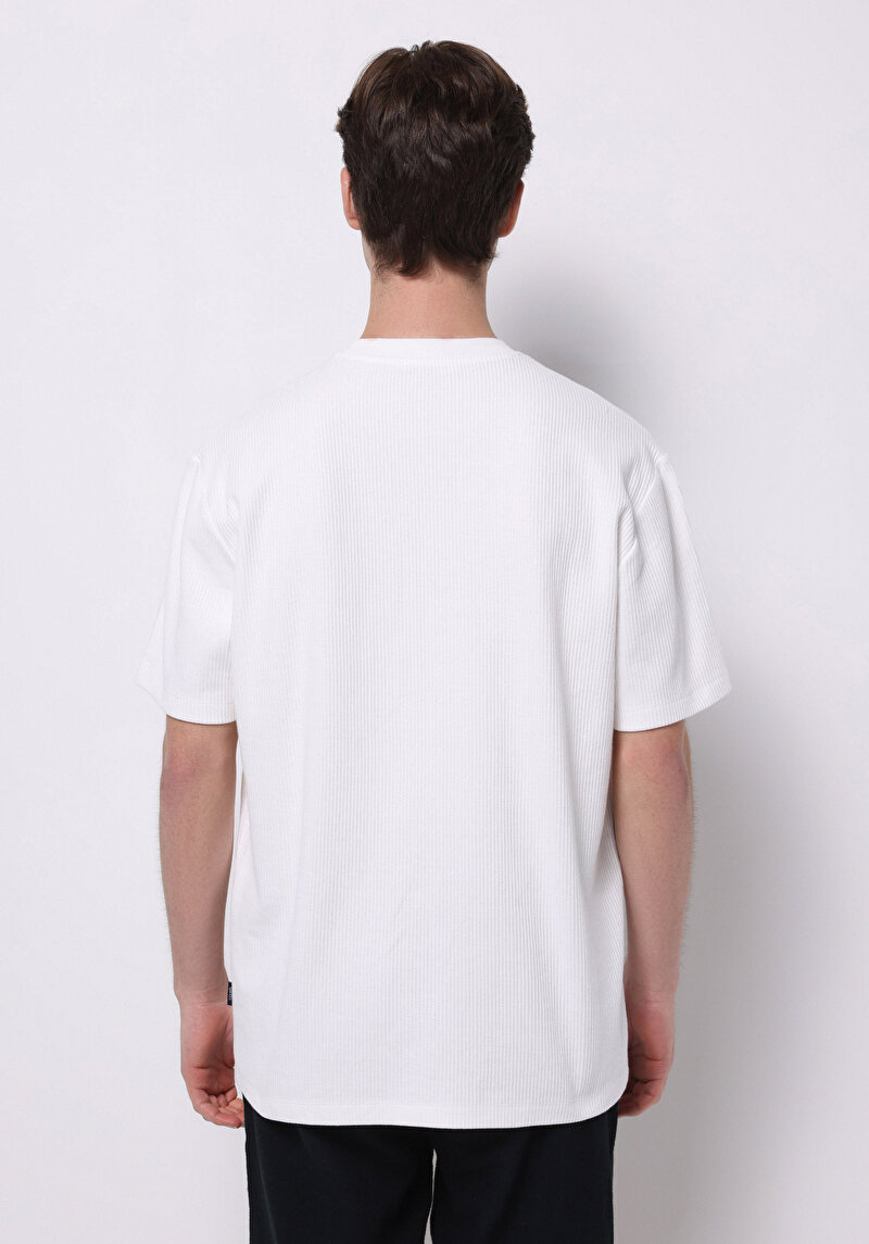 Показати інформацію про Футболка З Коротким Рукавом Чоловіча Біла  Cl1074129