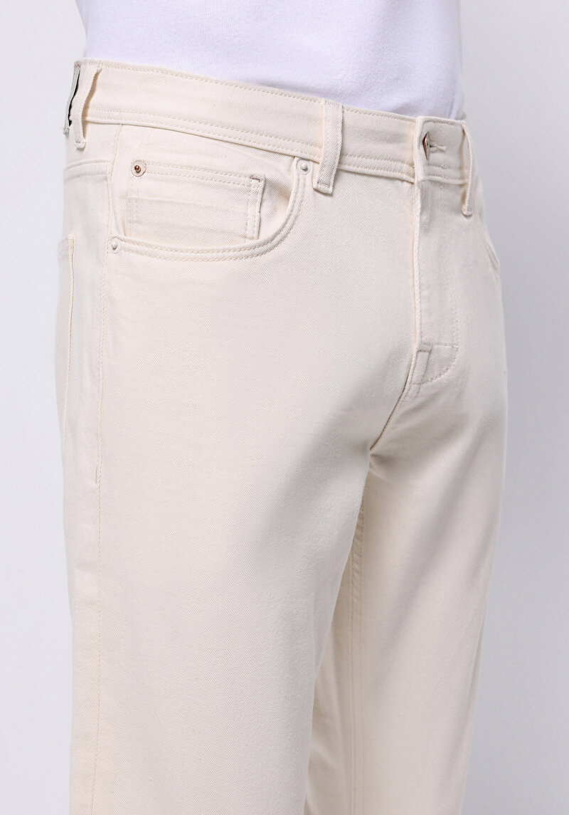 Показати інформацію про 044 Karl Джинси Чоловічі Бежеві Прямого Крою Cl1074737