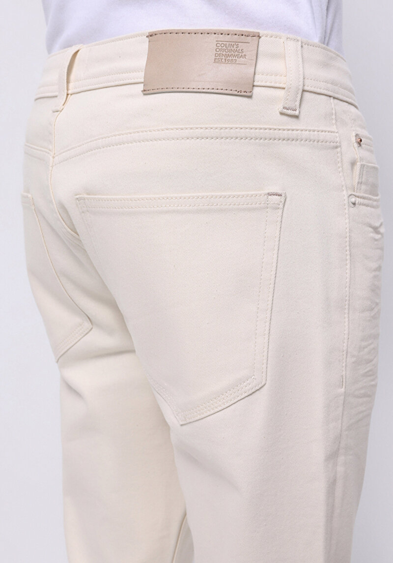 Показати інформацію про 044 Karl Джинси Чоловічі Бежеві Прямого Крою Cl1074737