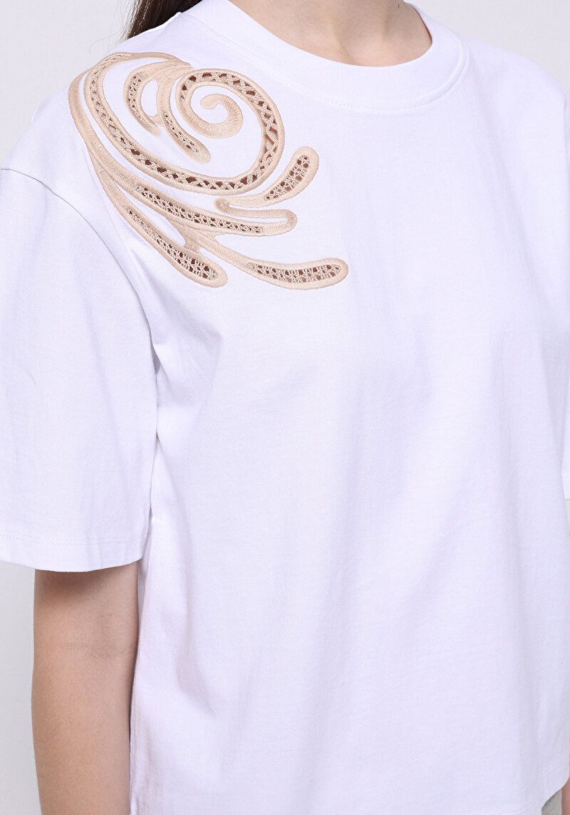 Показати інформацію про Футболка З Коротким Рукавом Жіноча Біла  Cl1074363