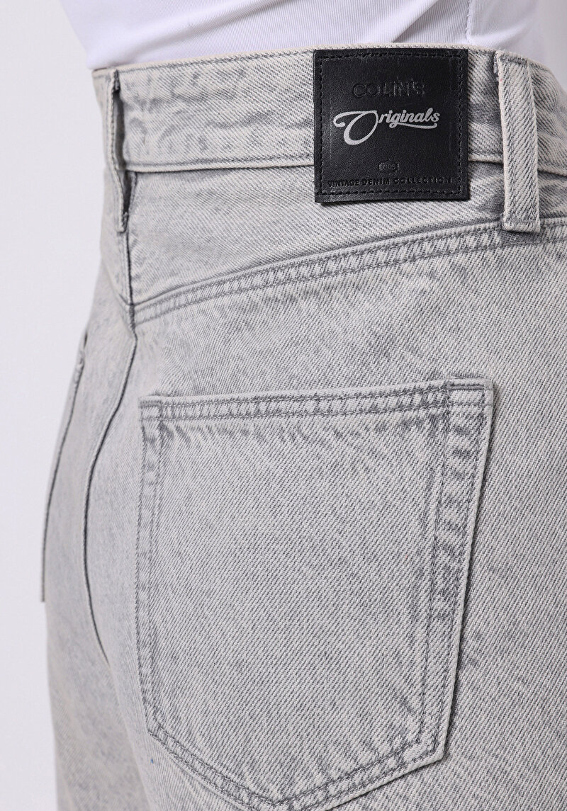 Показати інформацію про Шорти Жіночі Сірі  Cl1073968