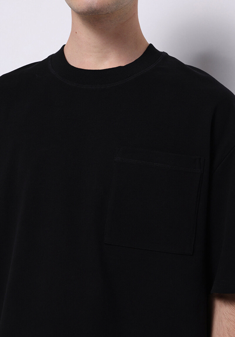 Показати інформацію про Футболка З Коротким Рукавом Чоловіча Чорна  Cl1075370