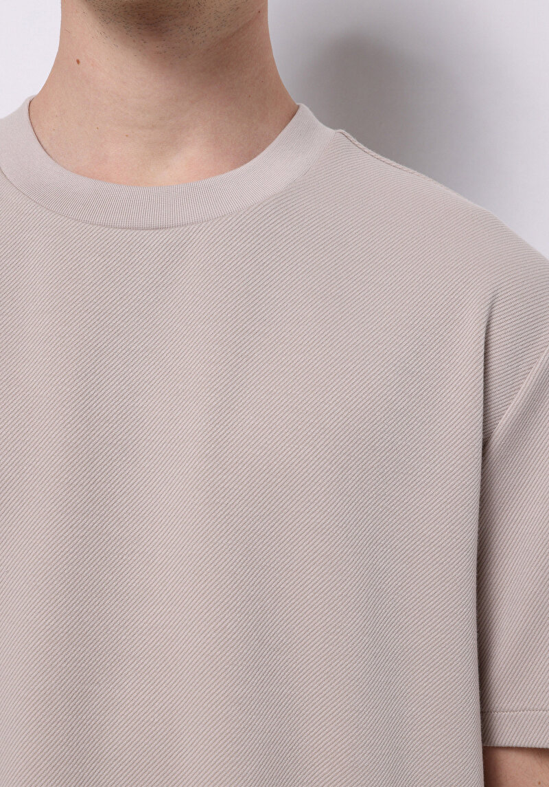 Показати інформацію про Футболка З Коротким Рукавом Чоловіча Сіра  Cl1075841