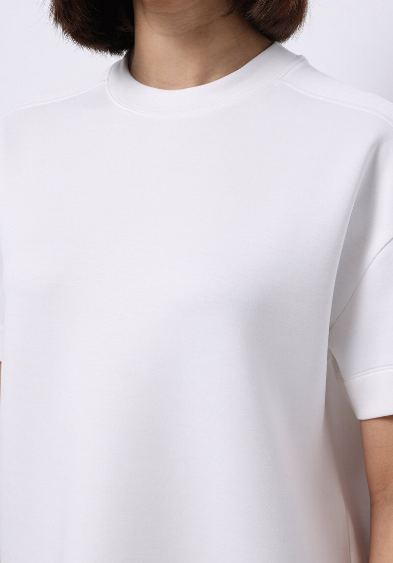 Показати інформацію про Футболка З Коротким Рукавом Жіноча Біла  Cl1075523