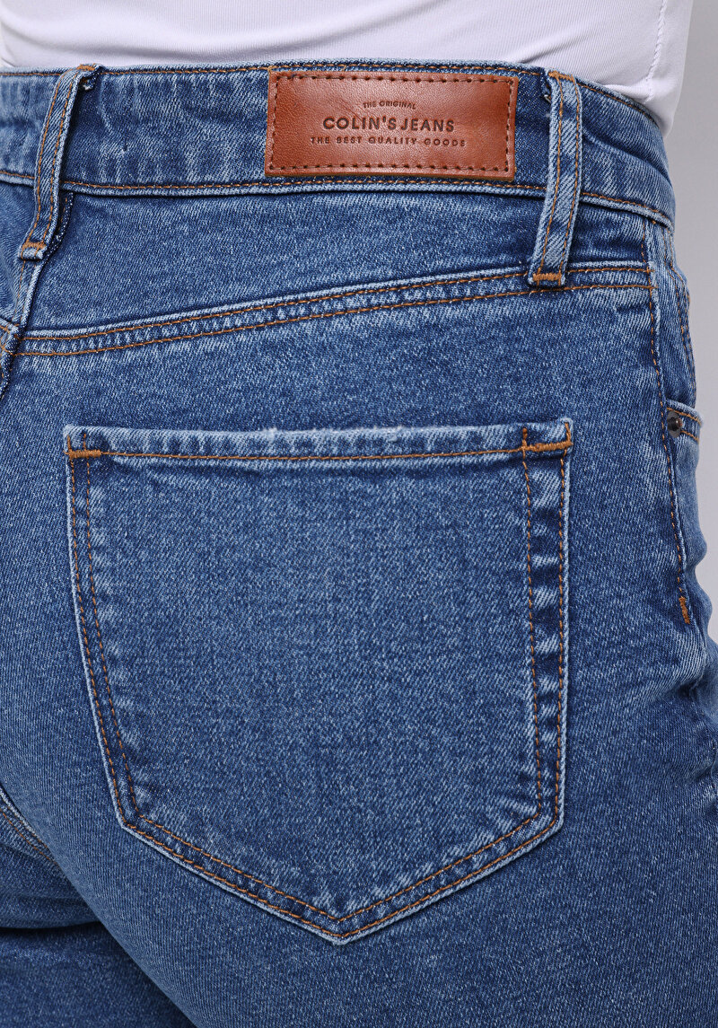 Показати інформацію про 703 Carla Джинси Жіночі Блакитні Вузького Крою Cl1075957