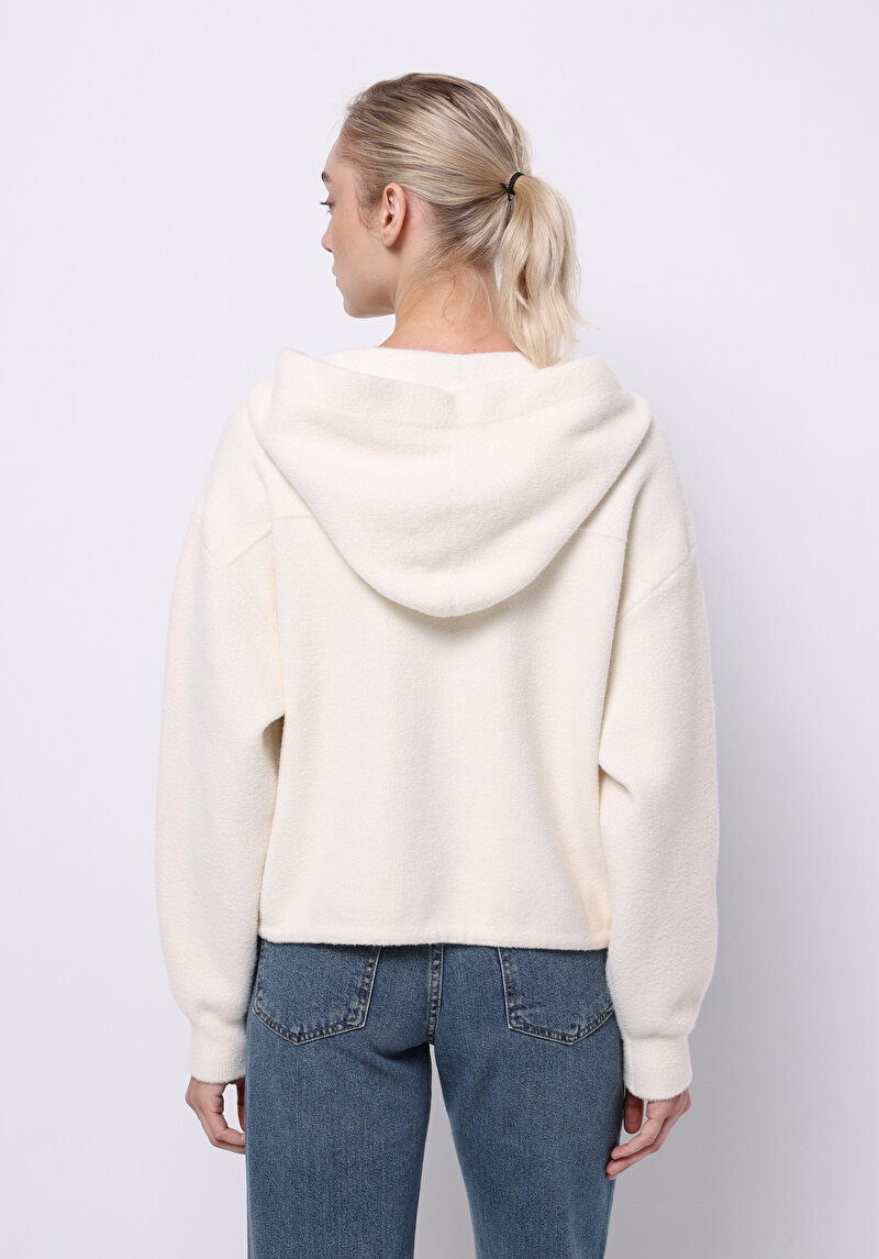 Показати інформацію про Куртка Жіночий Білий  Cl1075529