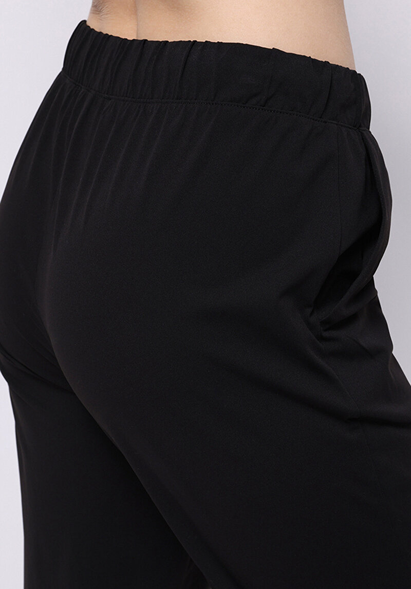 Показати інформацію про Спортивні Брюки Жіночі Чорні  Cl1075803