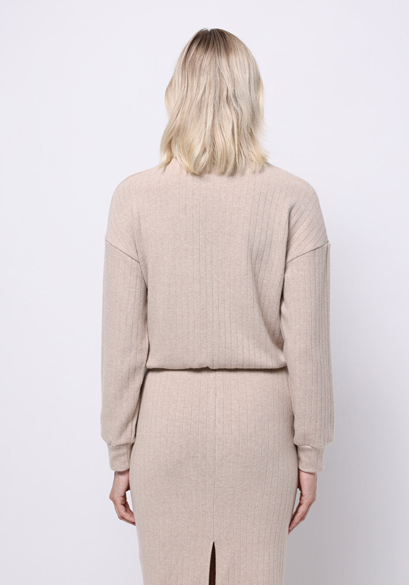 Показати інформацію про Светри Жіночий Бежевий