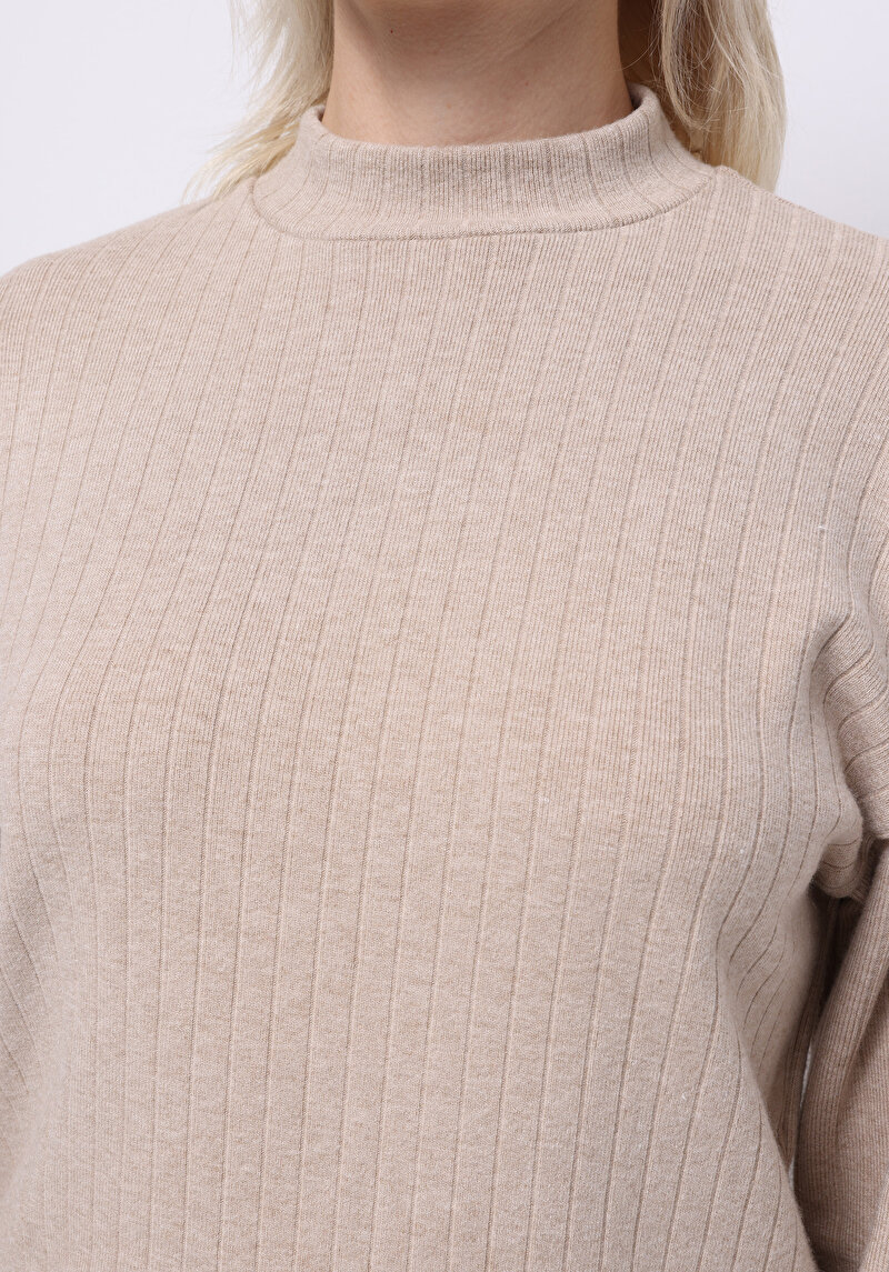 Показати інформацію про Светри Жіночий Бежевий