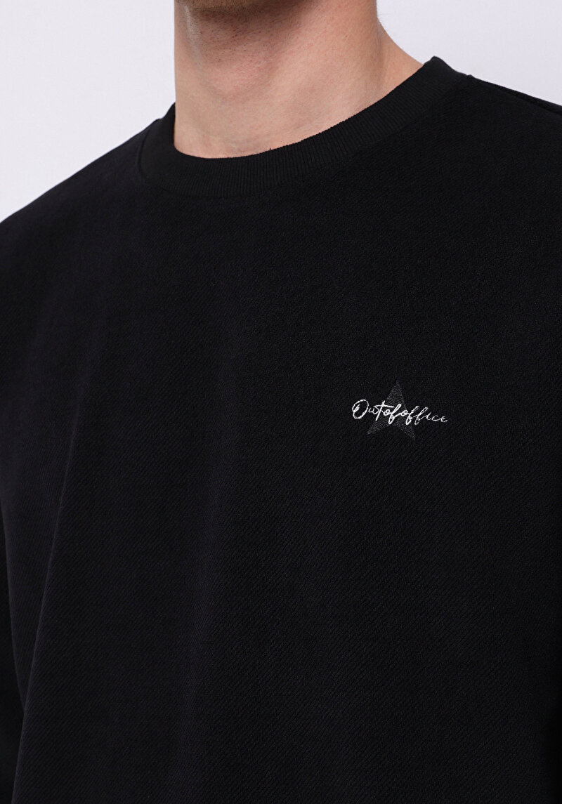 Показати інформацію про Толстовка Чоловіча Чорна  Cl1070969