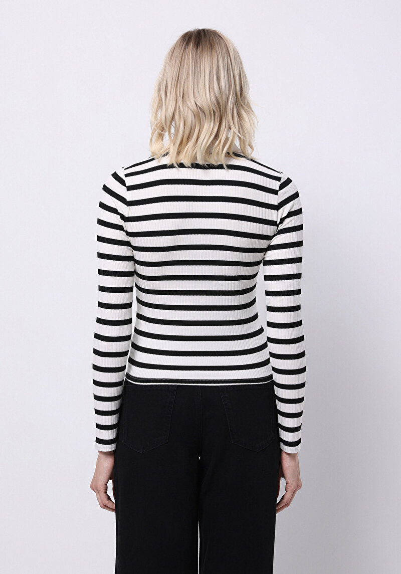 Показати інформацію про Блуза З Довгим Рукавом Жіноча Чорна  Cl1075895