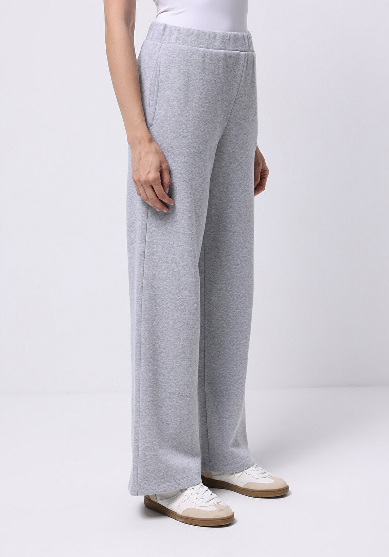 Показати інформацію про Спортивні Брюки Жіночі Сірі  Cl1076448