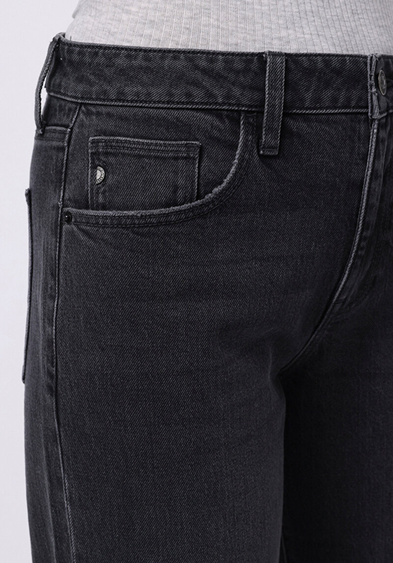 Показати інформацію про Джинси Жіночі Чорні Прямого Крою Cl1076566