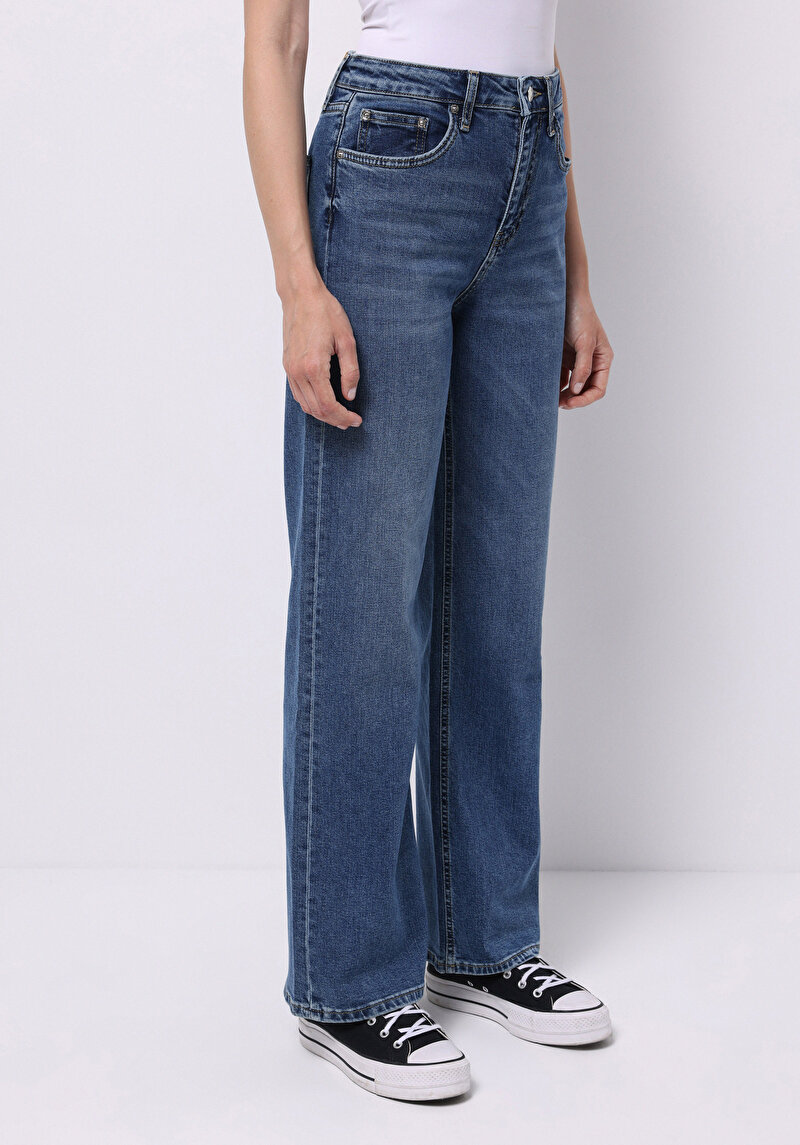 Зображення 970 Berry Джинси Жіночі Блакитні Класичного Крою Cl1076778