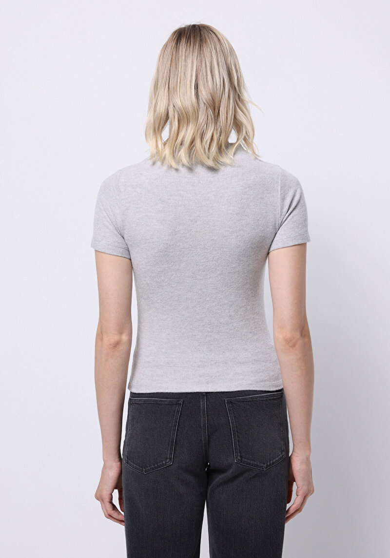 Показати інформацію про Светр Із Коротким Рукавом Жіночий Сірий  Cl1077100