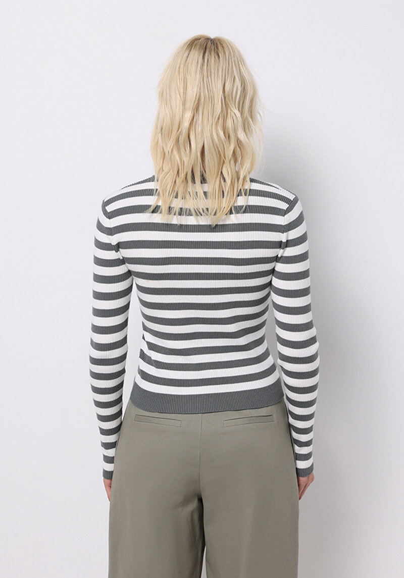 Зображення Светр Жіночий Зелений Cl1075725