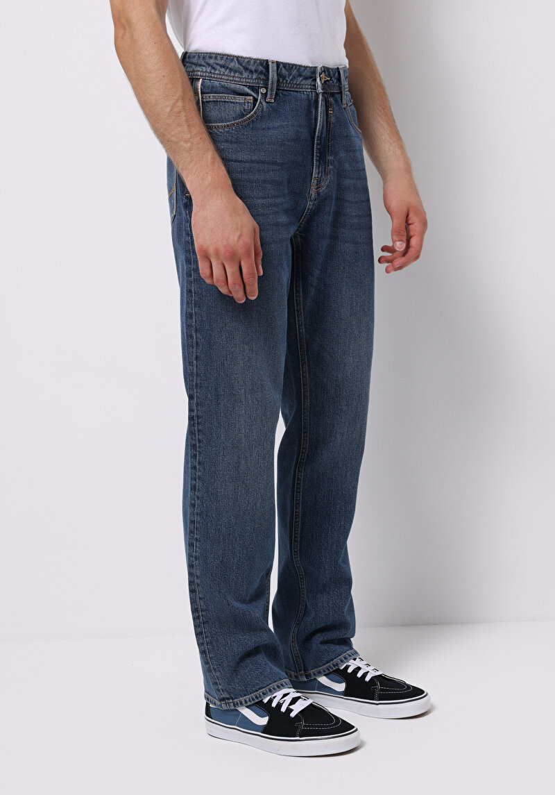 Показати інформацію про 045 David Джинси Чоловічі Блакитні Класичного Крою Cl1076009