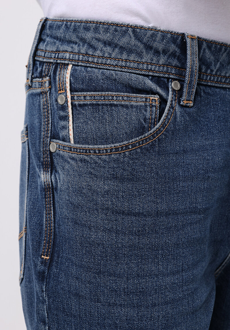 Показати інформацію про 045 David Джинси Чоловічі Блакитні Класичного Крою Cl1076009