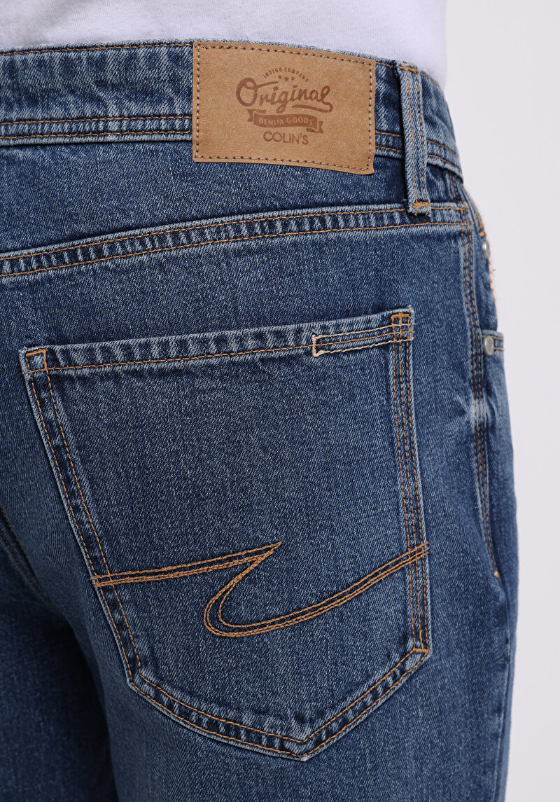 Показати інформацію про 045 David Джинси Чоловічі Блакитні Класичного Крою Cl1076009