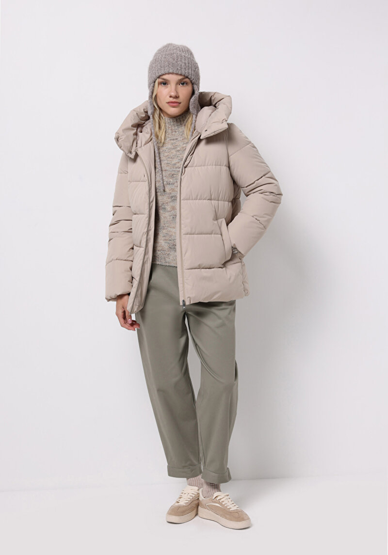 Показати інформацію про Куртка Жіноча Бежева  Cl1075971