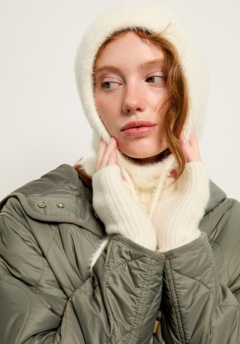 Зображення Шапка Жіноча Бежева  Cl1076906