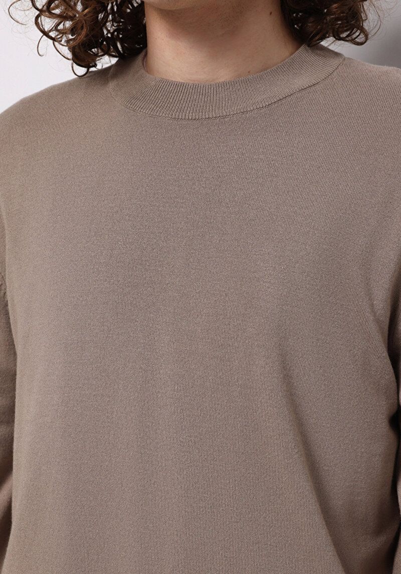 Показати інформацію про Светр Чоловічий Бежевий  Cl1076884