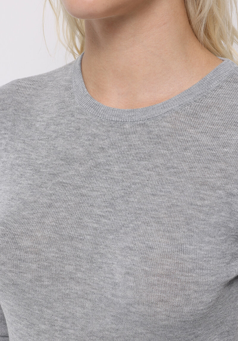 Показати інформацію про Светр Жіночий Сірий  Cl1075196