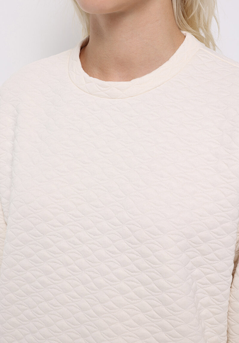 Зображення Светри Жіночий Бежевий