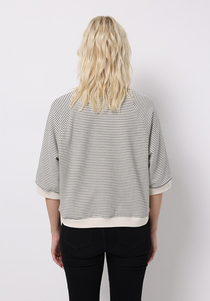 Показати інформацію про Толстовка Жіноча Біла  Cl1075497