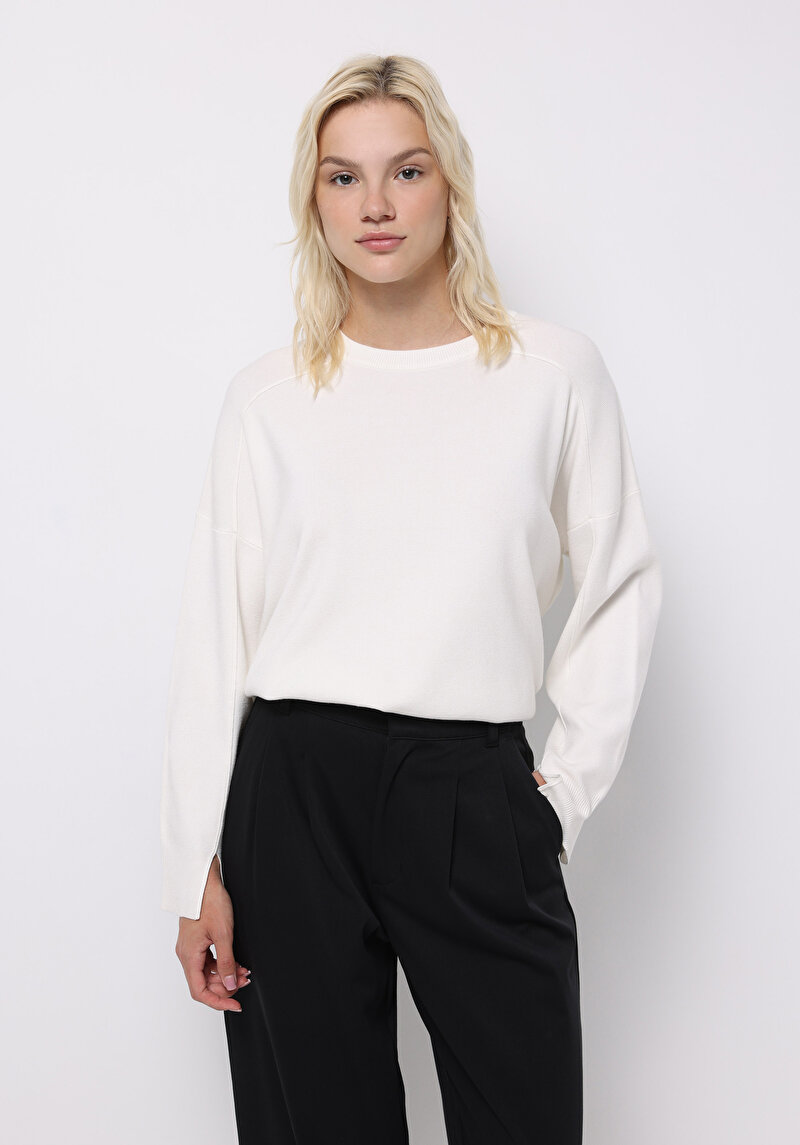 Зображення Светр Жіночий Білий  Cl1075626