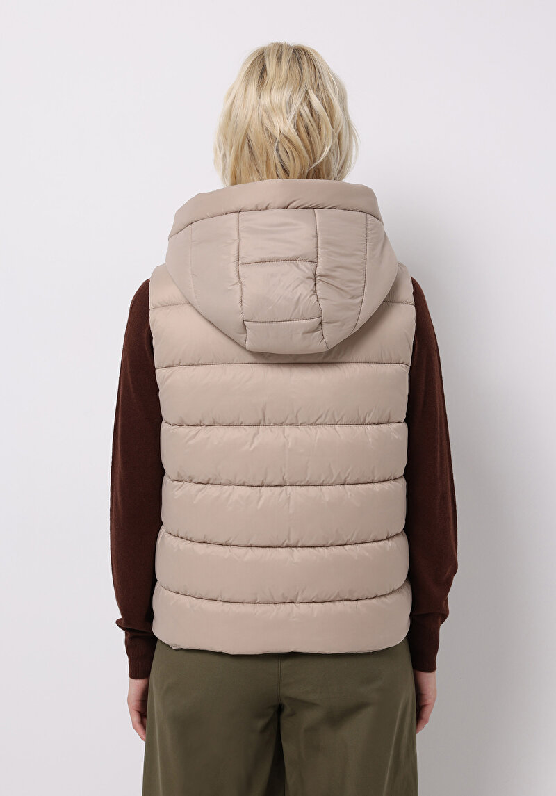 Зображення Жилет Жіночий Бежевий Cl1075668