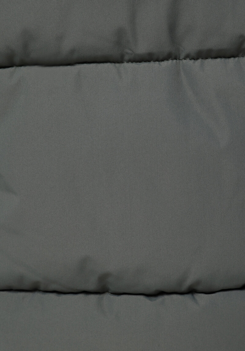 Показати інформацію про Куртка Жіноча Зелена  Cl1075970