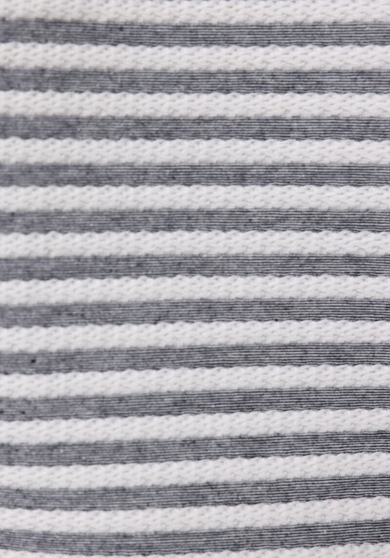 Показати інформацію про Светри Жіночий Білий