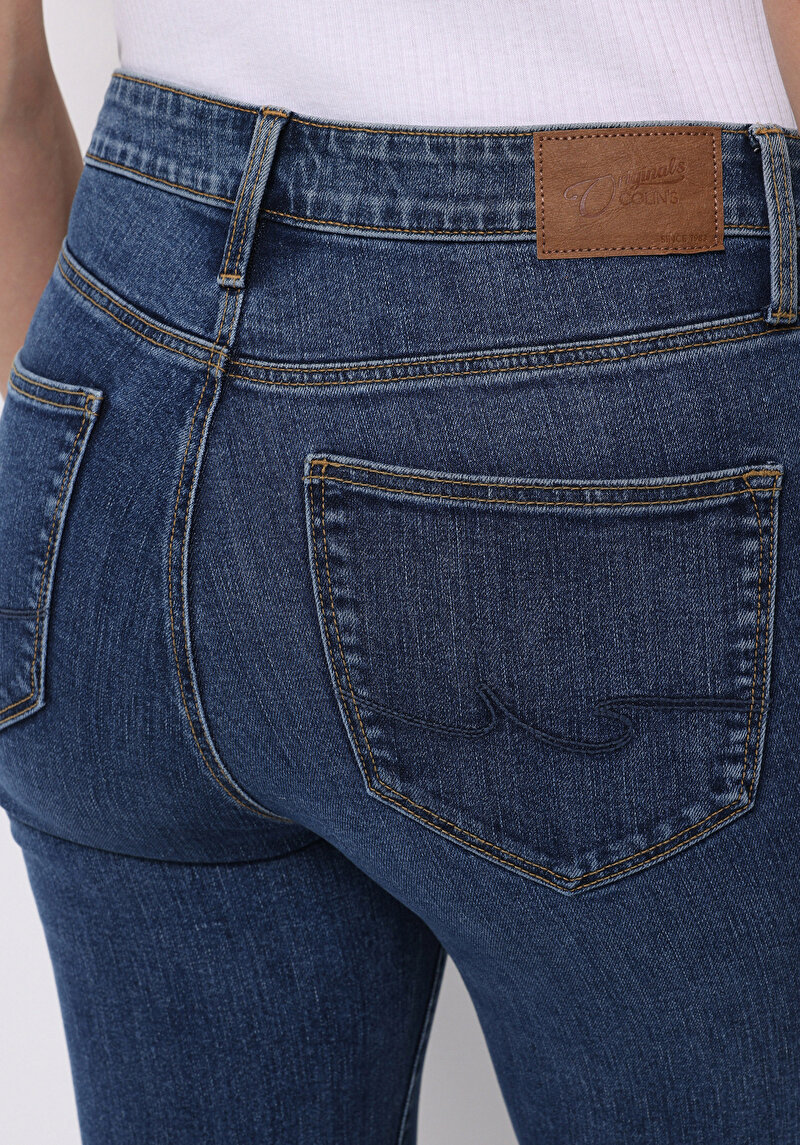 Показати інформацію про 703 Carla Джинси Жіночі Блакитні Вузького Крою Cl1076749