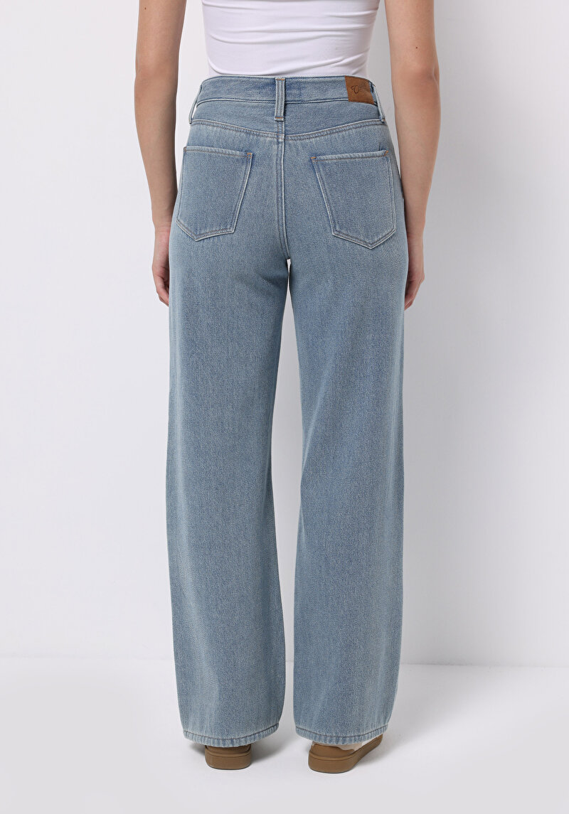 Показати інформацію про 970 Berry Джинси Жіночі Блакитні Класичного Крою Cl1076230