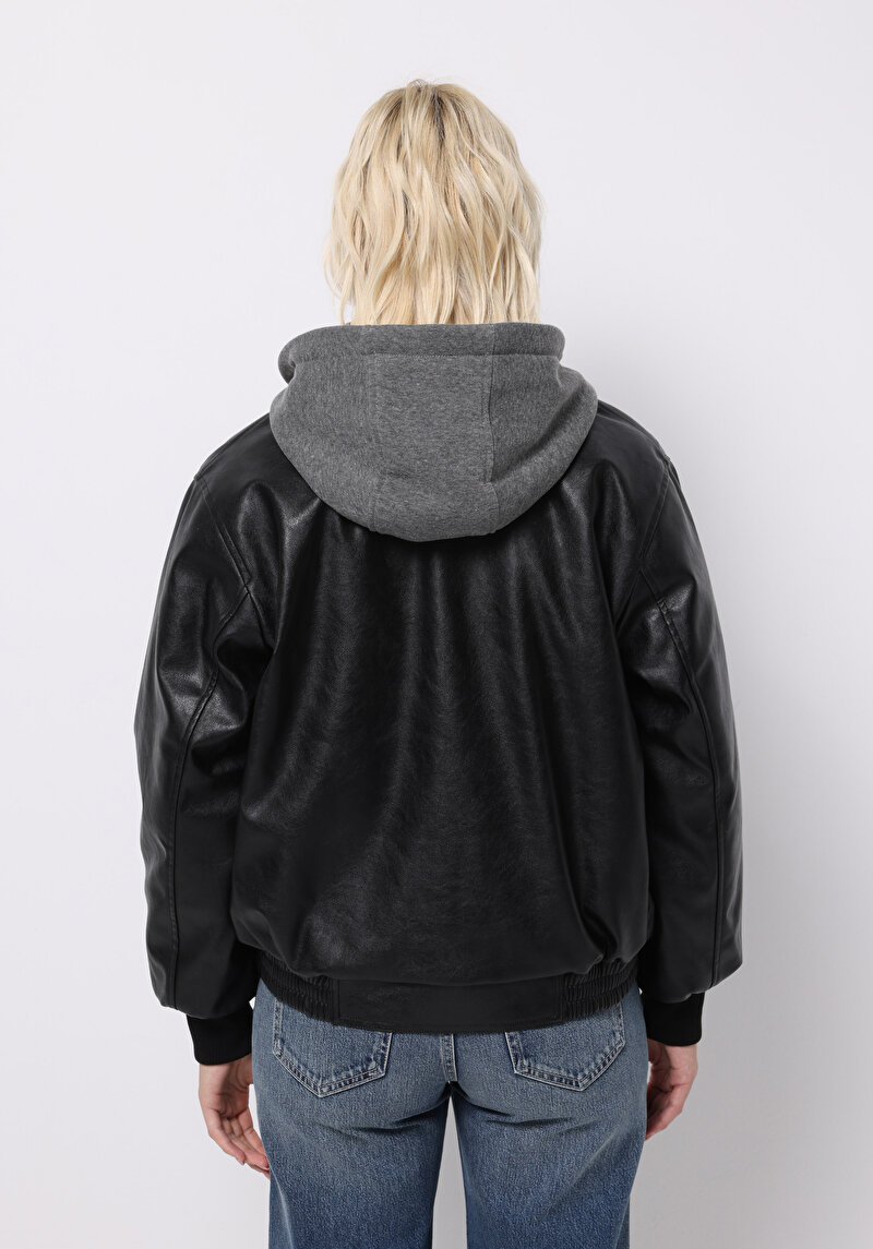 Показати інформацію про Куртка З Еко-шкіри Жіноча Чорна  Cl1076417