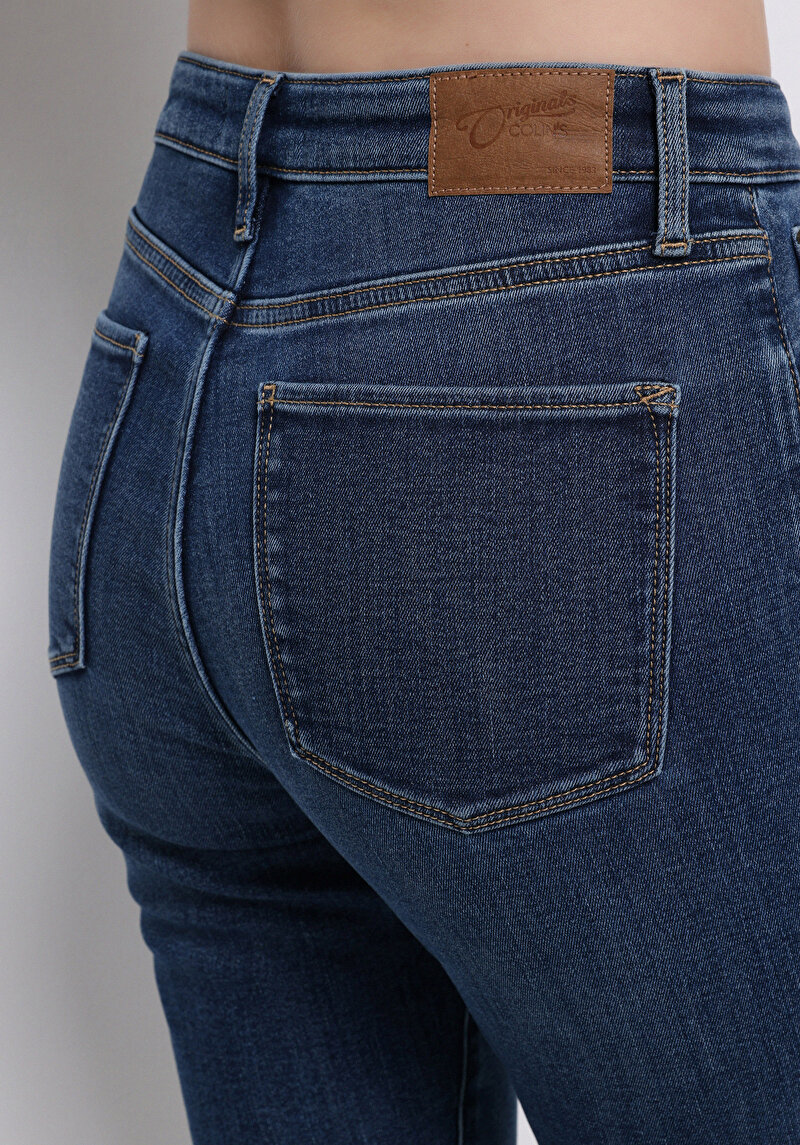 Показати інформацію про 792 Mila Джинси Жіночі Блакитні Класичного Крою Cl1076327