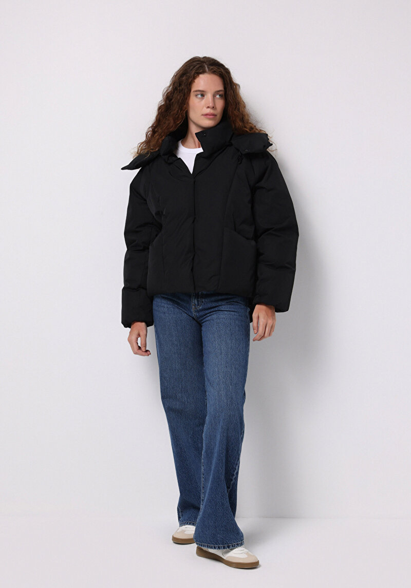 Показати інформацію про Куртка Жіноча Чорна  Cl1076422