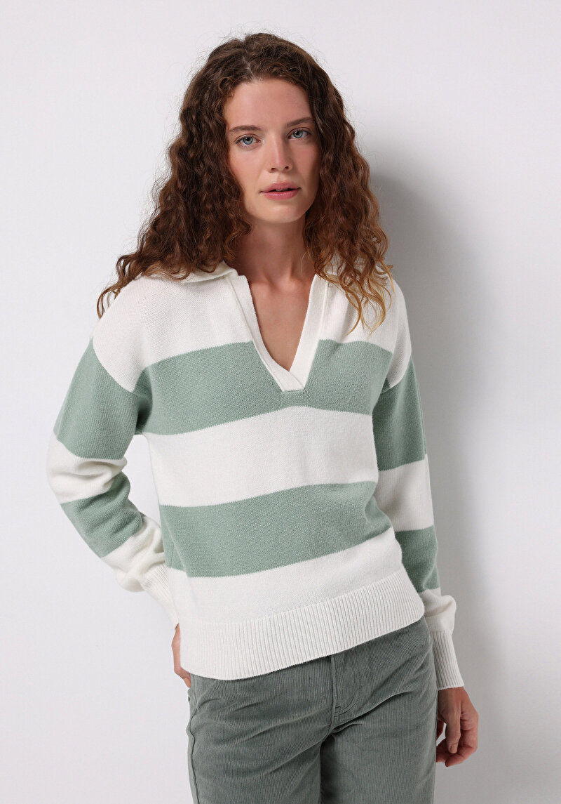 Зображення Светр Жіночий Зелений  Cl1076604