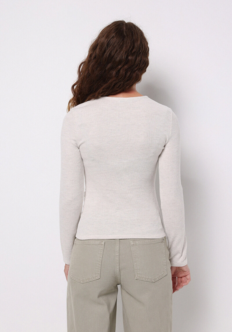 Показати інформацію про Пуловер Жіночий Бежевий  Cl1077097