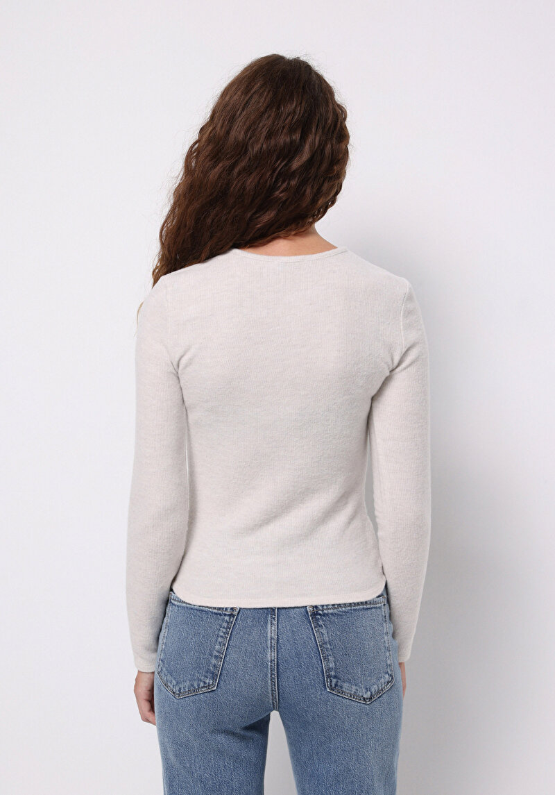 Показати інформацію про Пуловер Жіночий Бежевий  Cl1077097